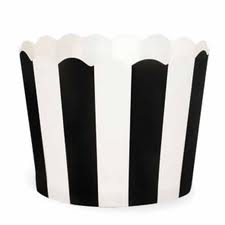 Paper Eskimo Black Stripes Baking Cups